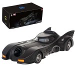 Batmobile 1:24 Diecast Model Car – Pull-Back Alloy with LED & Metal Body
